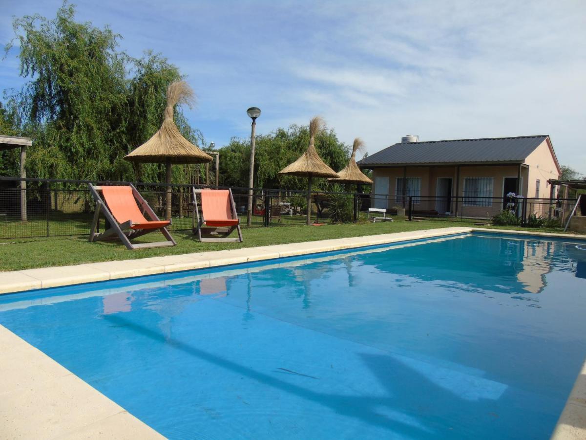 Aitue Bungalows Gualeguaychú المظهر الخارجي الصورة
